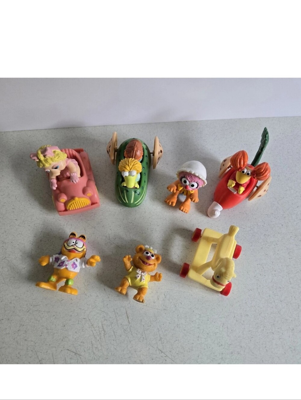 Toy Figure Figurine Lot Vintage Muppet Fraggle Garfield